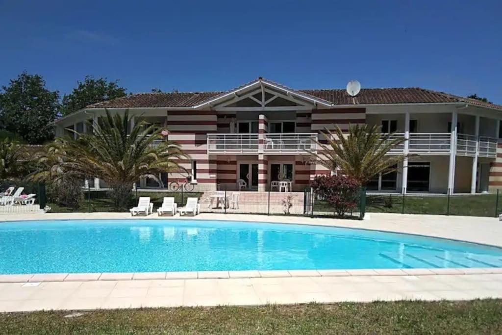 Maison 3 Chambres Avec Piscine Proche Plage Soulac-sur-Mer Bagian luar foto